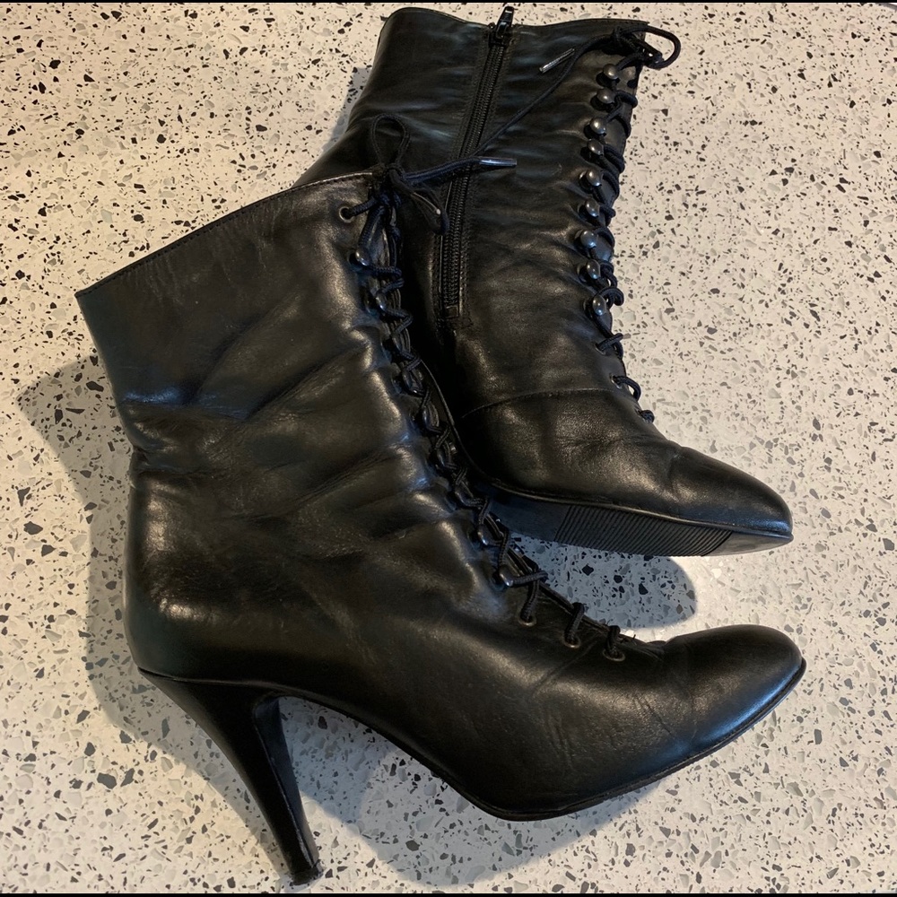 Poppies boots